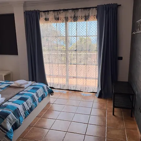 Eden Marysol Villa Sauzal